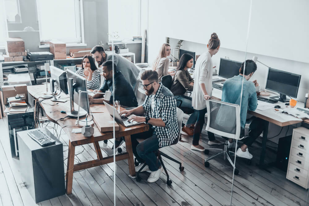 Zespół software house pracujący nad projektem oprogramowania